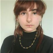 Je propose une aide au devoirs pour les élèves de primaires et debut collèges sur l'ensemble des matieres